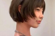 短发发型女图片大全_适合圆脸吗