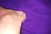 梦到针是什么意思_梦见针扎手好不好