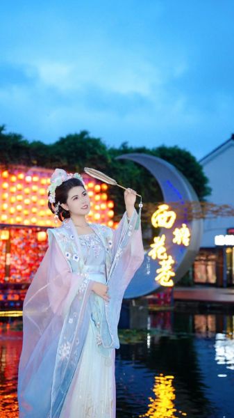 梦到穿汉服是什么意思_汉服梦境解析