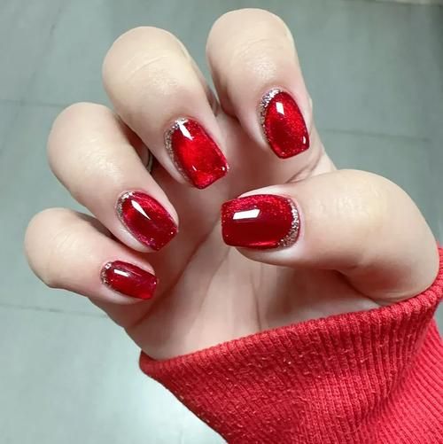 红色美甲图片大全_红色美甲适合什么肤色