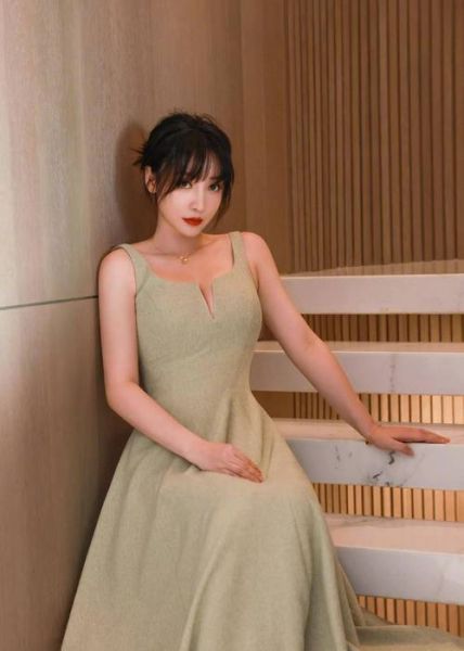 柳岩图片大全_柳岩写真集哪里看