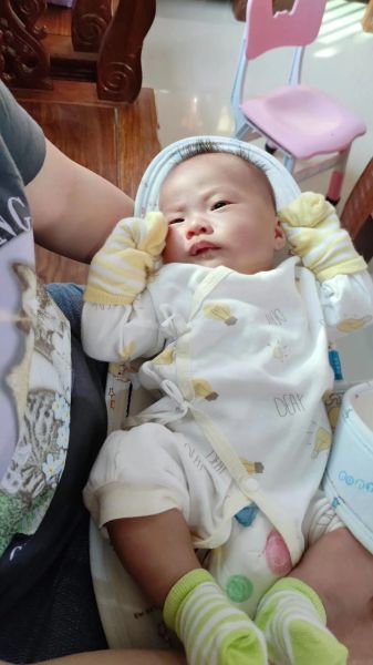 经常逗宝宝笑的危害_婴儿过度大笑的风险