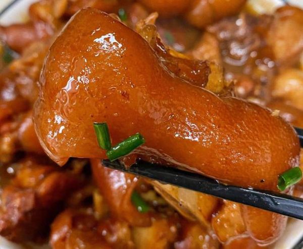 梦到猪蹄是什么意思_梦见猪蹄好不好