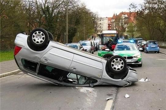 梦到撞人是什么意思_梦见撞人预示什么