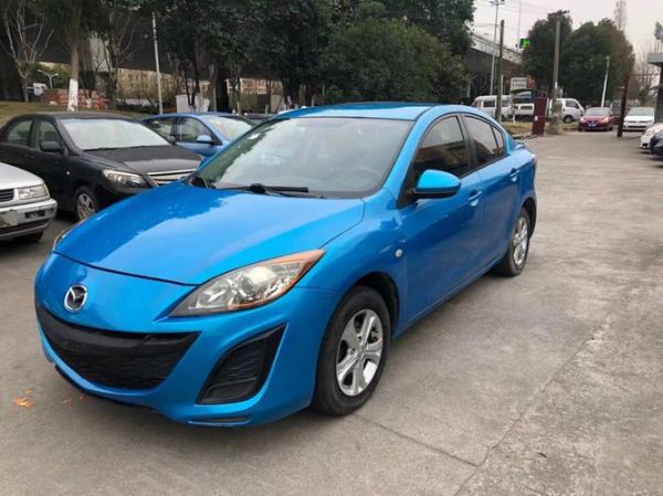 马自达3图片大全_马自达3有哪些颜色可选