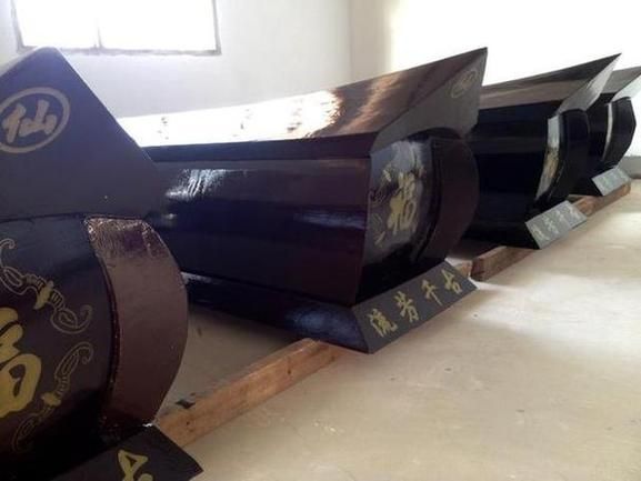 梦到棺材是什么意思_梦见棺材是吉是凶