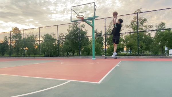 打篮球图片大全_如何挑选高清素材