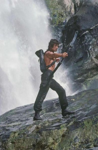 第一滴血1迅雷下载_哪里能看高清完整版