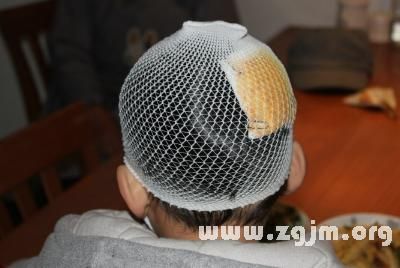 梦到打伤别人是什么意思_梦见自己打伤别人预示什么