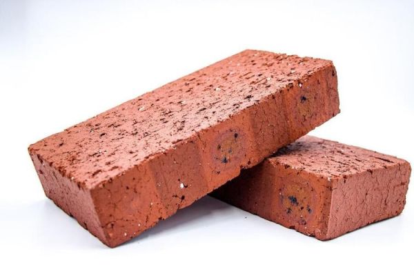 梦到砖是什么意思_梦见砖头代表什么