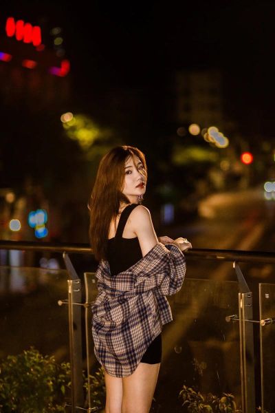 夜晚图片大全_如何拍出高清夜景