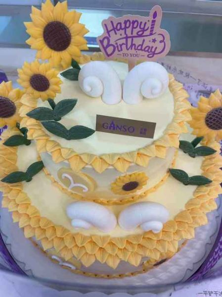 鲜奶生日蛋糕图片大全_哪款造型最受欢迎