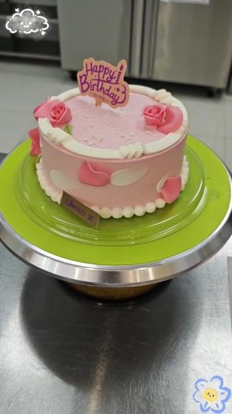 鲜奶生日蛋糕图片大全_哪款造型最受欢迎