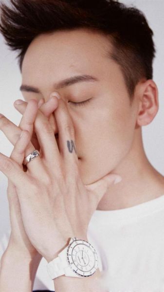 陈伟霆图片大全_哪里找高清壁纸