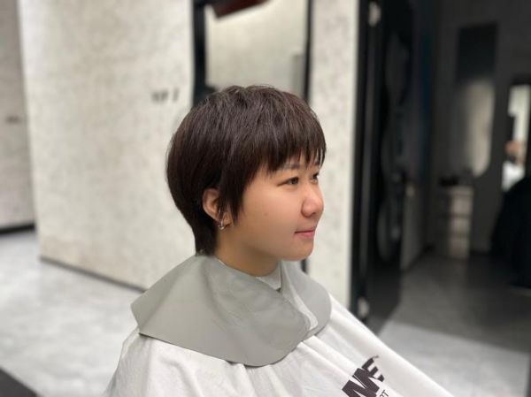 碎短发女图片大全_适合圆脸吗