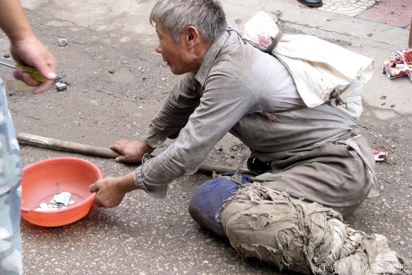 乞丐图片大全_乞丐照片真实来源