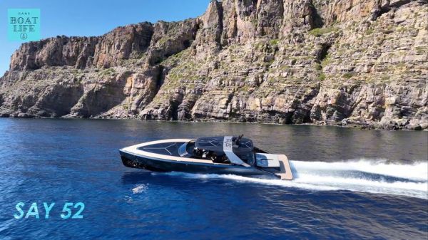 快艇图片大全哪里找_快艇壁纸高清怎么下载