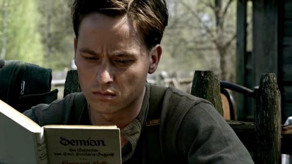 我们的父辈迅雷下载_哪里能看高清完整版