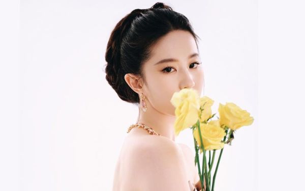 刘亦菲图片大全_高清壁纸哪里找