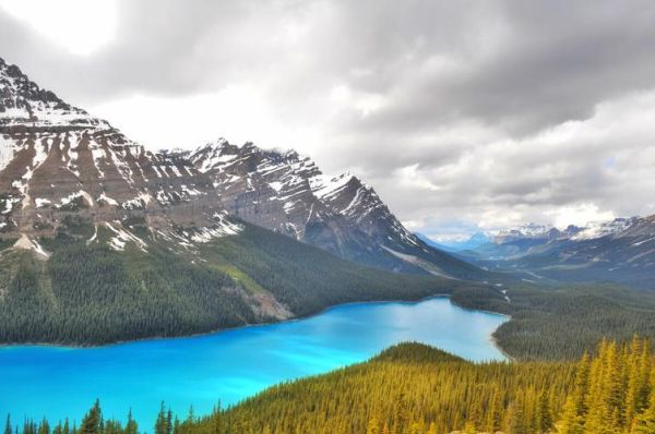 湖的图片大全哪里找_如何挑选高清湖景壁纸