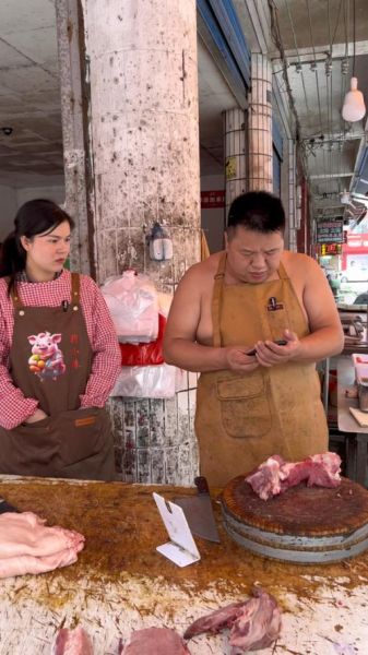 梦到卖猪肉是什么意思_梦见卖猪肉好不好