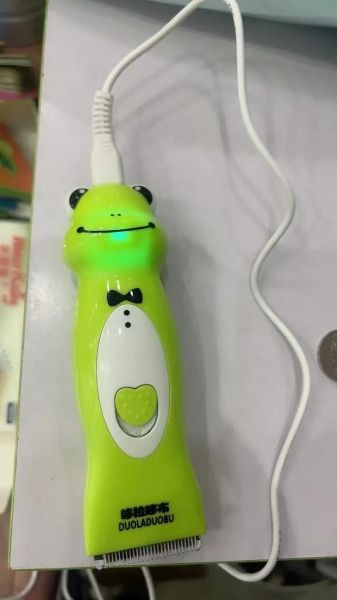 剃须刀可以给宝宝剃头发吗_婴儿剃头安全指南