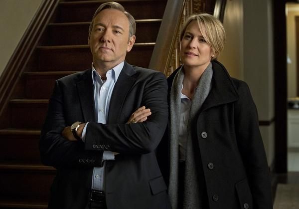 纸牌屋第一季迅雷下载_哪里能看高清完整版