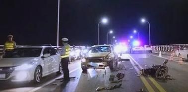 梦到车被撞坏了_预示着什么