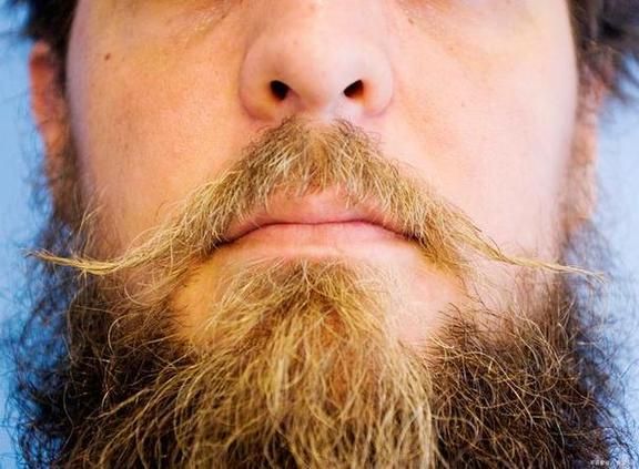 梦到长胡子是什么意思_梦见自己长胡子预兆什么