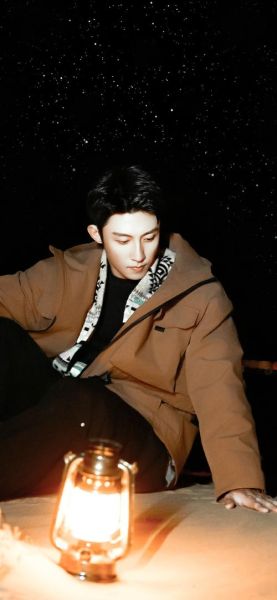 黄景瑜图片大全哪里找_黄景瑜高清壁纸怎么下载