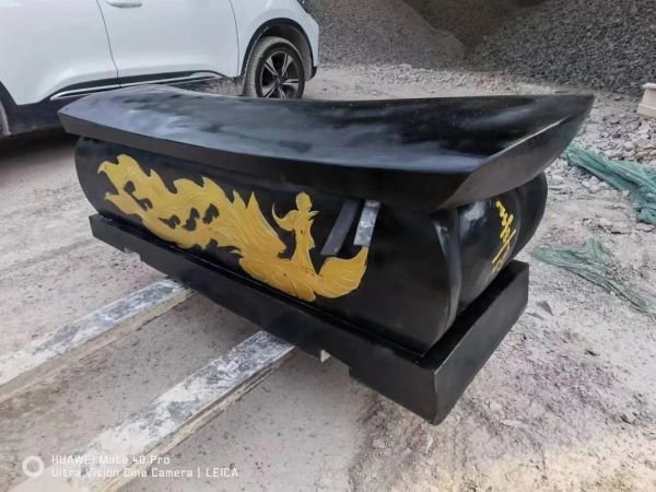 梦到黑色棺材是什么意思_梦到黑色棺材预示什么