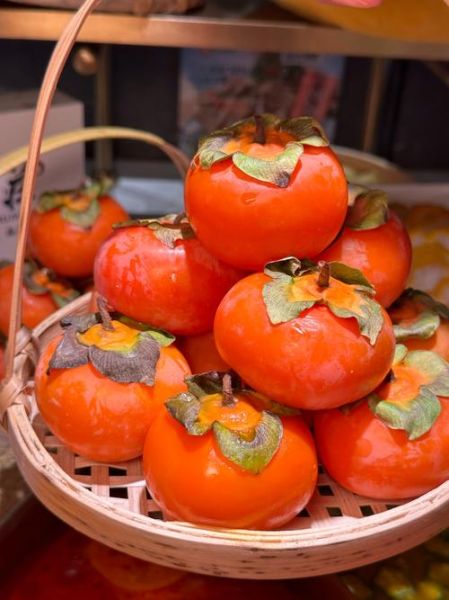 柿子图片大全_柿子品种有哪些