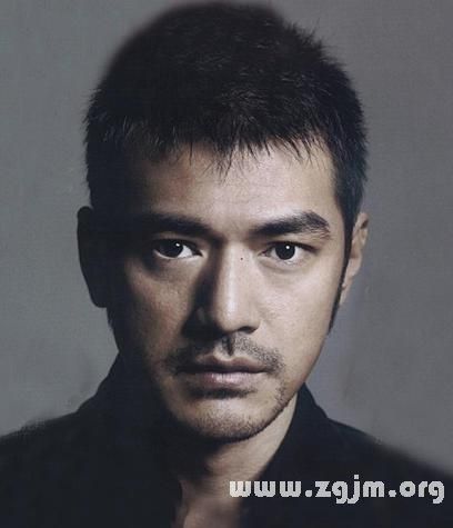 梦到刮胡子是什么意思_刮胡子梦境解析