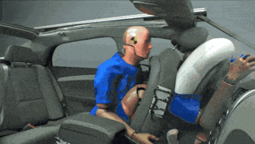 梦到出车祸是什么意思_如何避免噩梦惊醒