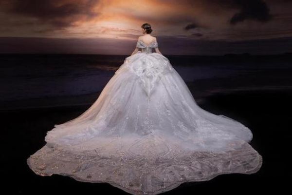 梦到穿婚纱结婚是什么意思_周公解梦准吗