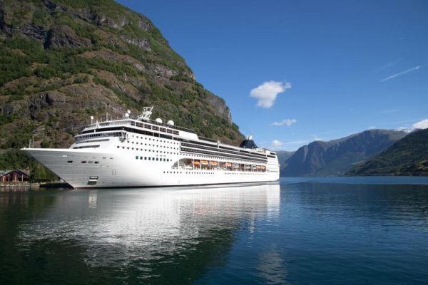 游船图片大全_如何挑选高清游船壁纸