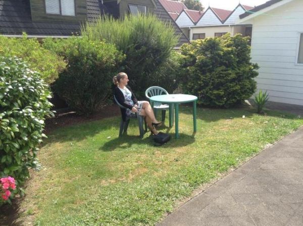 玫瑰汽车旅馆迅雷下载_玫瑰汽车旅馆哪里能看