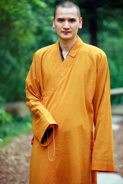 和尚图片大全哪里找_和尚高清壁纸怎么下载