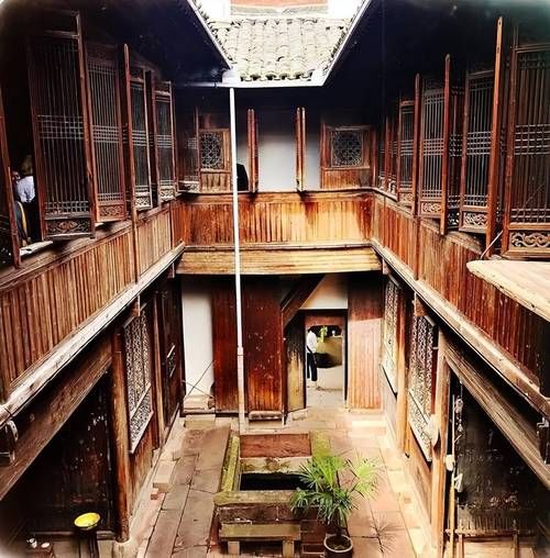 梦到古宅是什么意思_古宅梦境解析