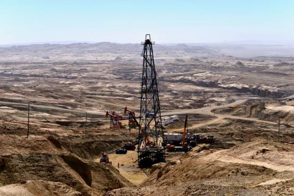 石油图片大全_高清地质图哪里找