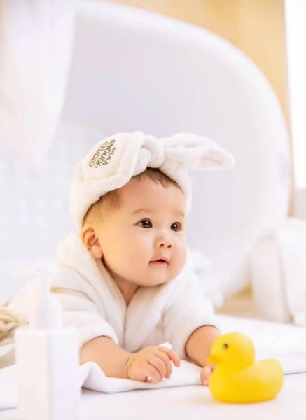 宝宝写真多少钱_新生儿拍照注意事项