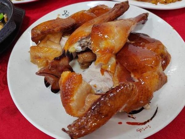 梦到烤鸡是什么意思_梦见烤鸡是吉兆吗