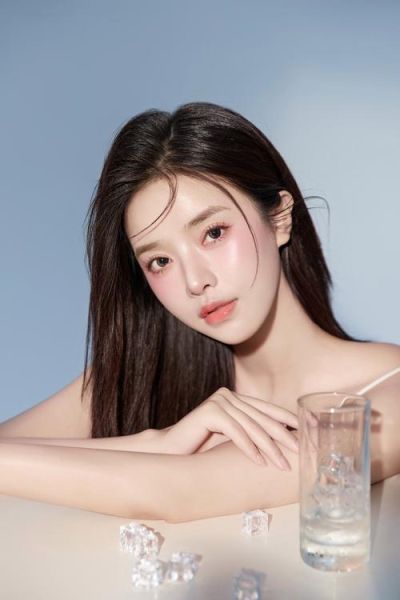 女神图片大全哪里找_女神高清壁纸怎么下载