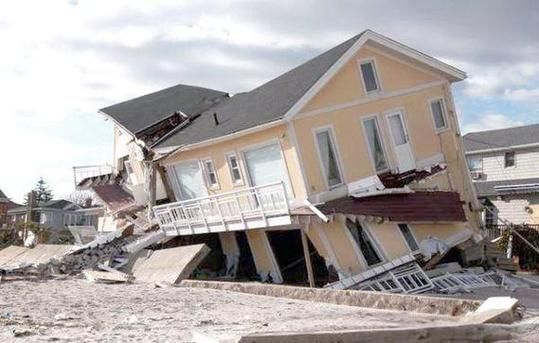 梦到房子倒塌是什么意思_房子倒塌梦境解析