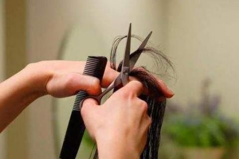 梦到去理发是什么意思_周公解梦准吗