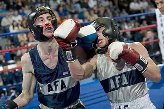 梦到打架流血是什么意思_梦见打架出血预示什么