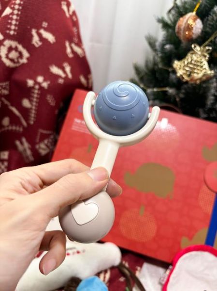 满月宝宝玩什么玩具_新生儿玩具推荐