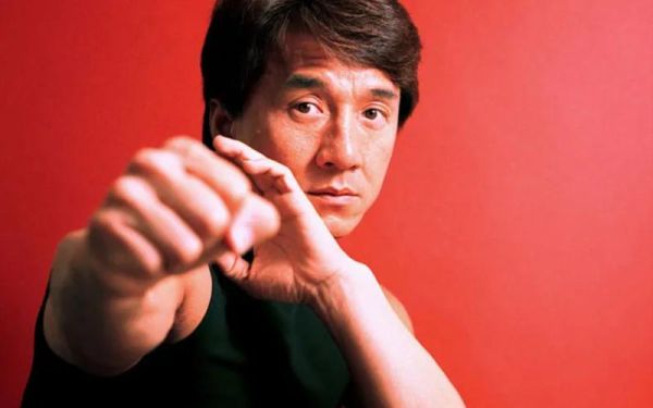 成龙图片大全_成龙经典动作剧照怎么找