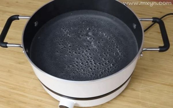 梦到烧水是什么意思_梦见烧水预示什么