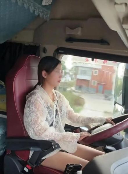 司机图片大全哪里找_司机职业照怎么拍